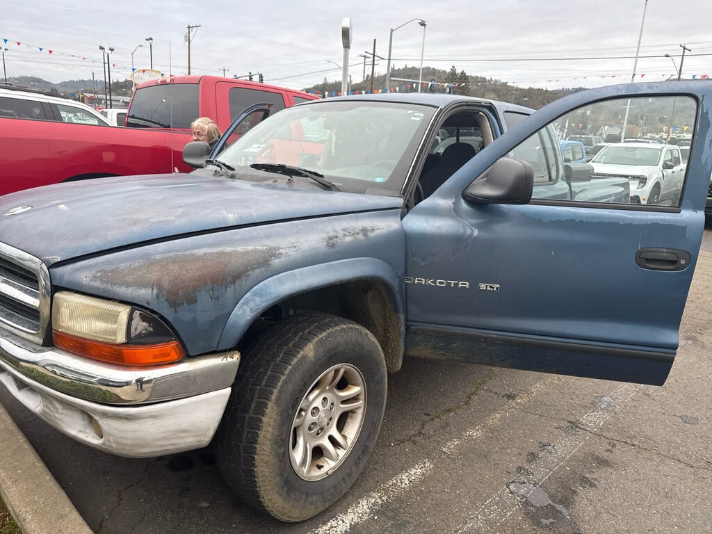 Used 2002 Dodge Dakota SLT Truck Quad Cab