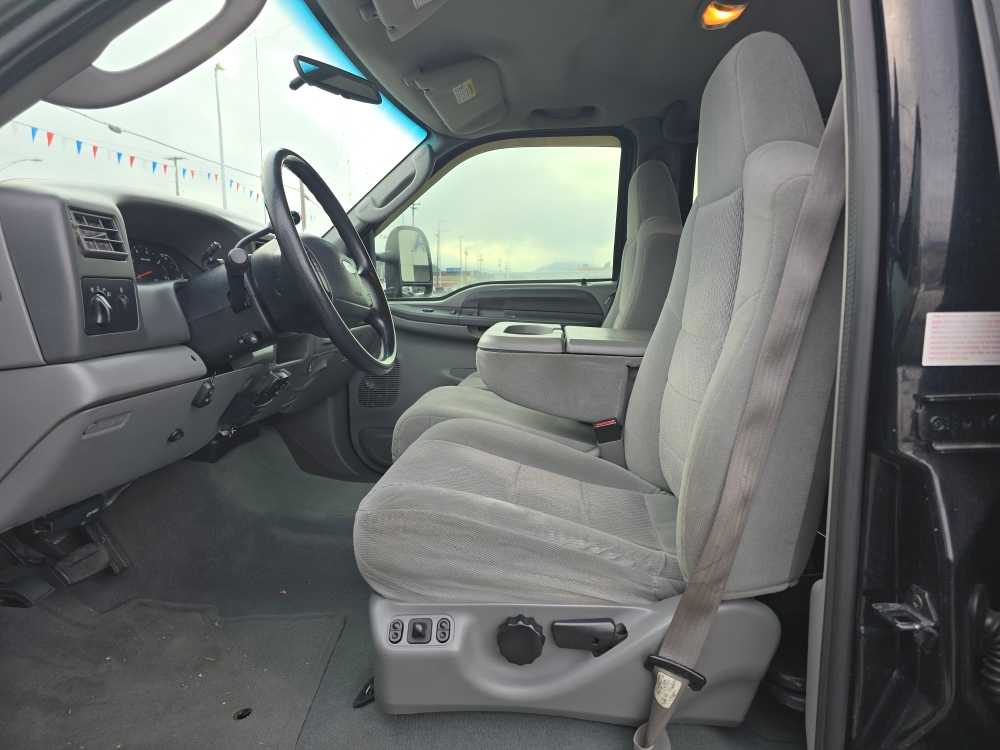 Thumbnail: 2004 Ford F-350 - 9