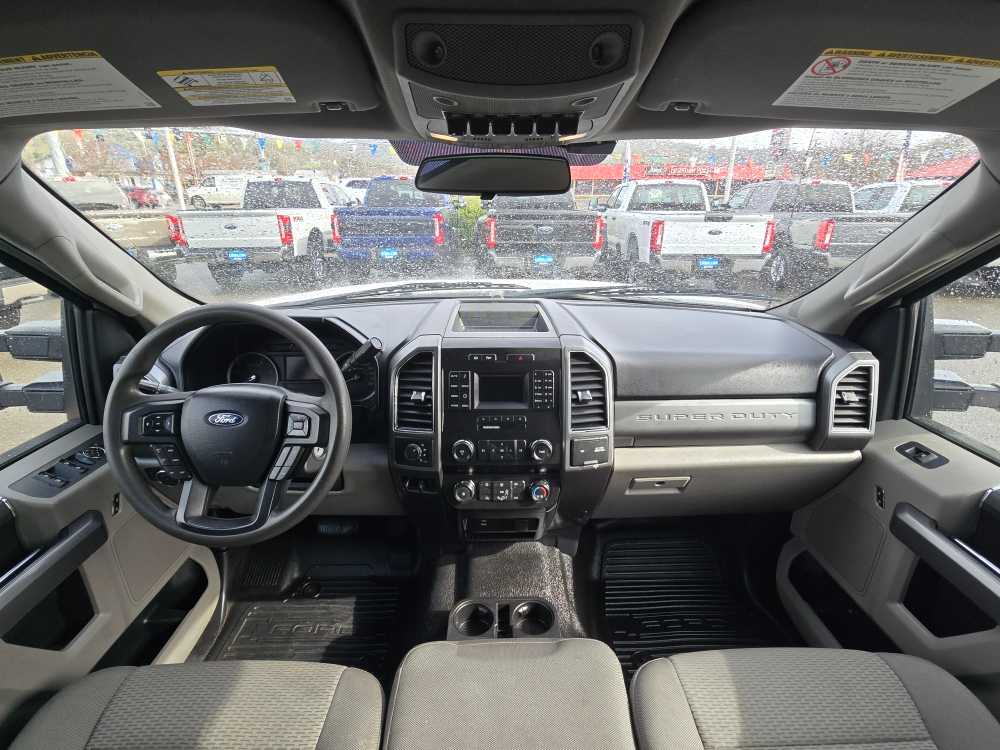 Thumbnail: 2019 Ford F-450 - 16