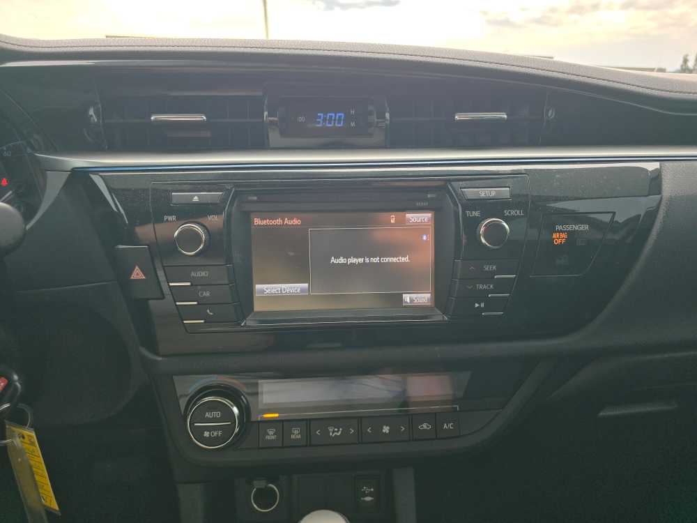 Thumbnail: 2014 Toyota Corolla - 12