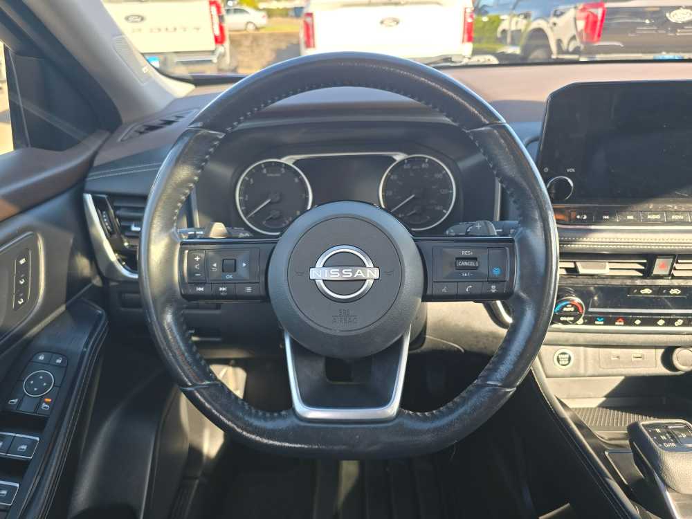 Thumbnail: 2022 Nissan Rogue - 11