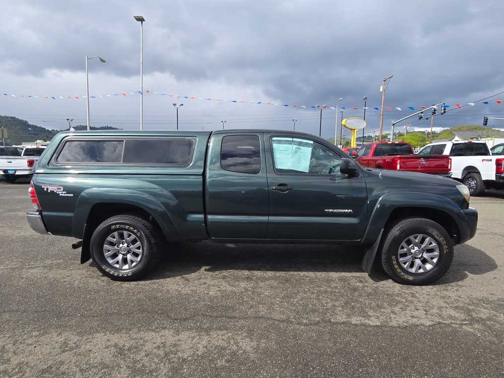 Thumbnail: 2009 Toyota Tacoma - 6