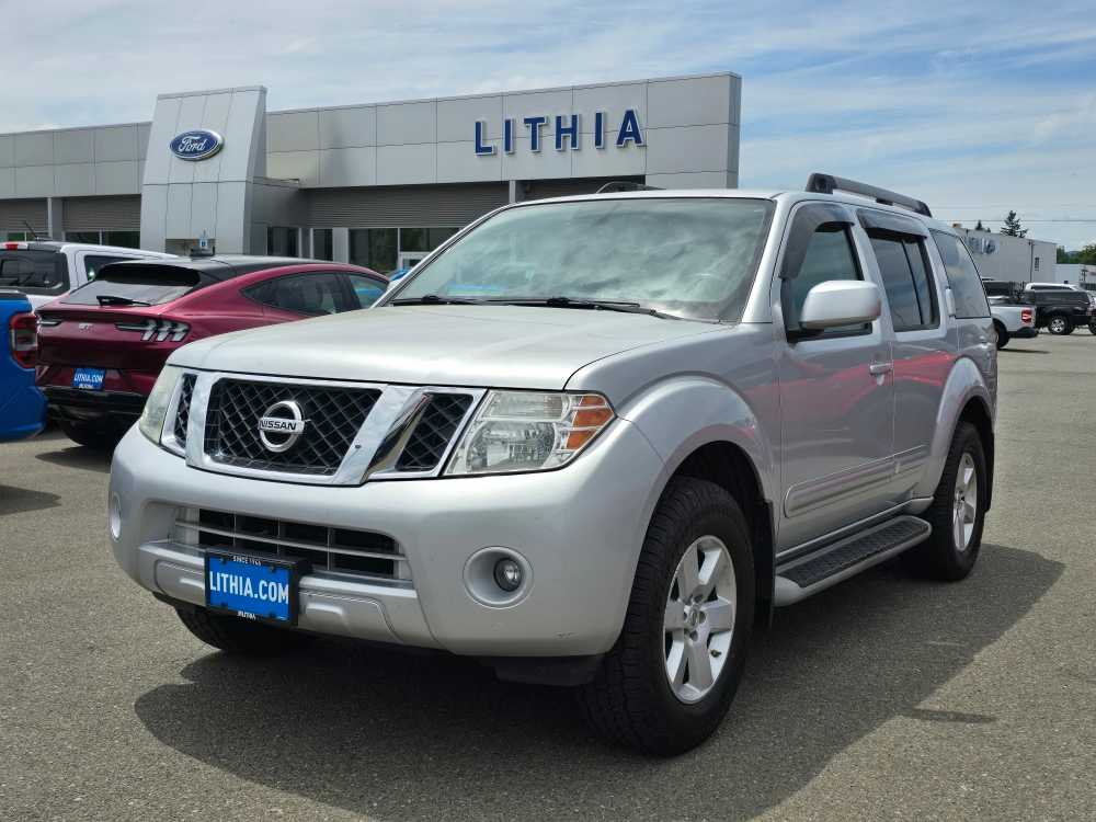 2011 Nissan Pathfinder SV Hero Image
