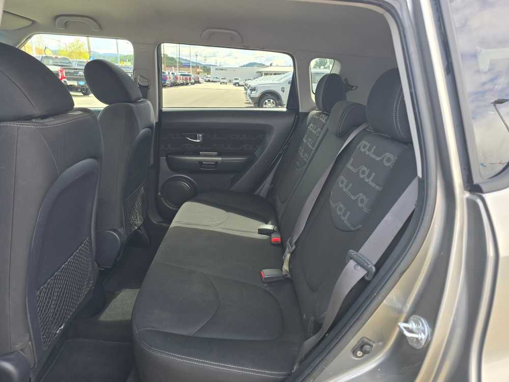 Thumbnail: 2012 Kia Soul - 16