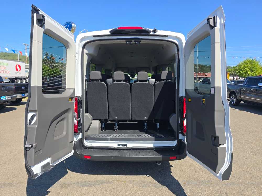 Thumbnail: 2026 Ford Econoline - 21