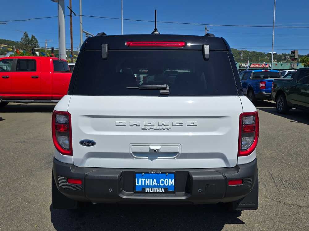 Thumbnail: 2025 Ford Bronco Sport - 4