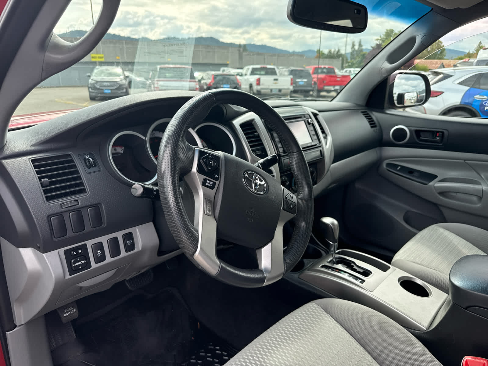Thumbnail: 2014 Toyota Tacoma - 3