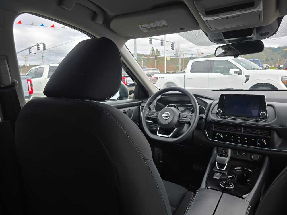 Thumbnail: 2024 Nissan Rogue - 10