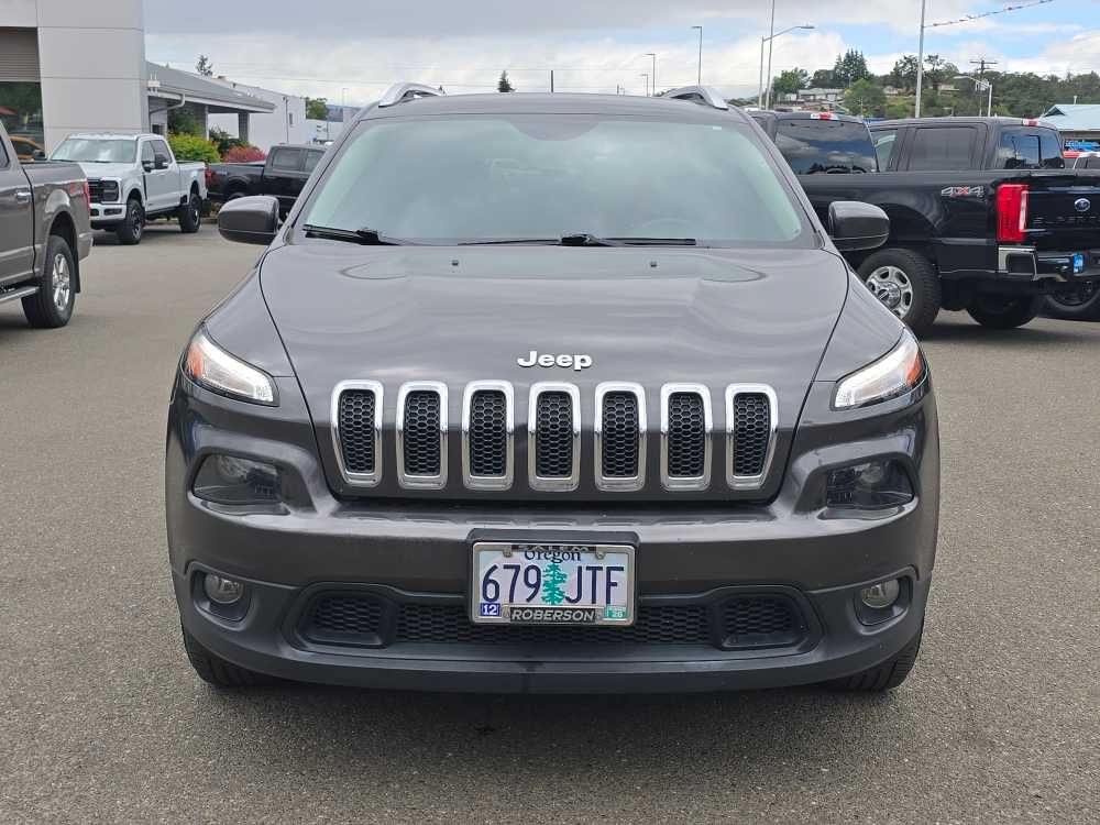 Thumbnail: 2017 Jeep Cherokee - 12