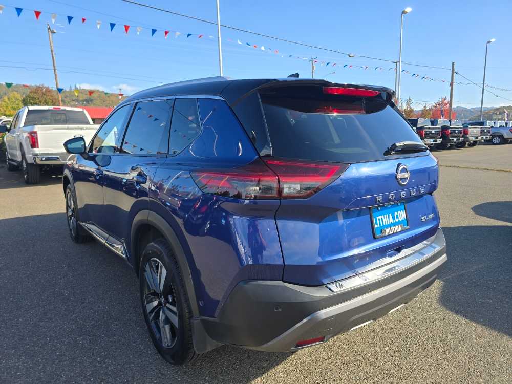 Thumbnail: 2022 Nissan Rogue - 3
