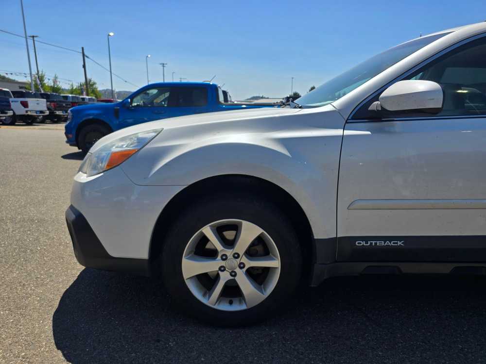 Thumbnail: 2013 Subaru Outback - 6