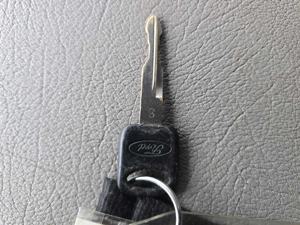 Thumbnail: 2000 Ford F-250 - 21