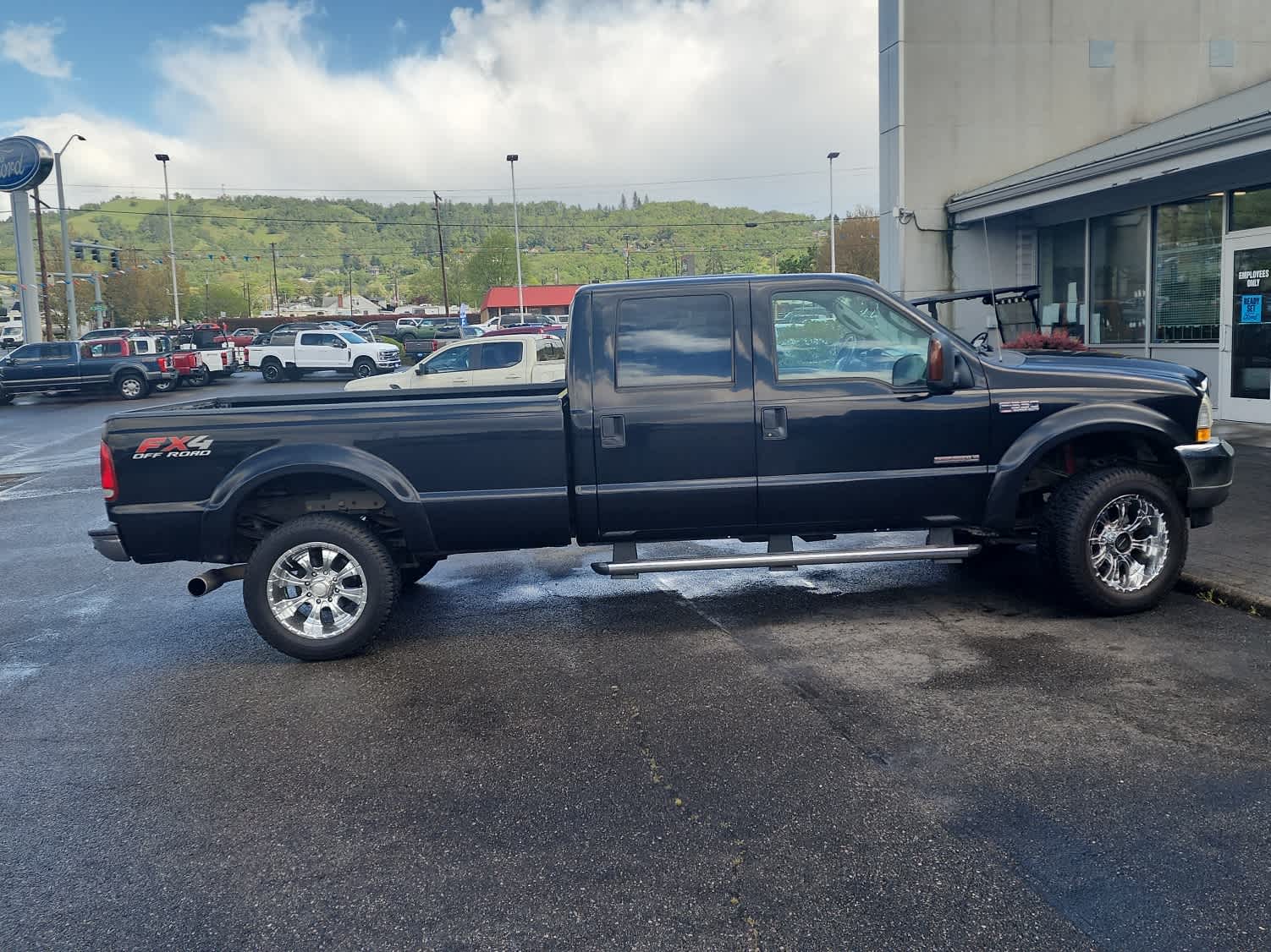 Thumbnail: 2004 Ford F-350 - 5