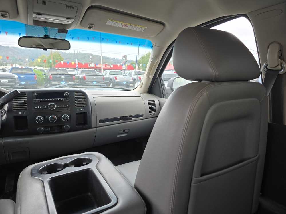 Thumbnail: 2014 Chevrolet Silverado 3500 - 14