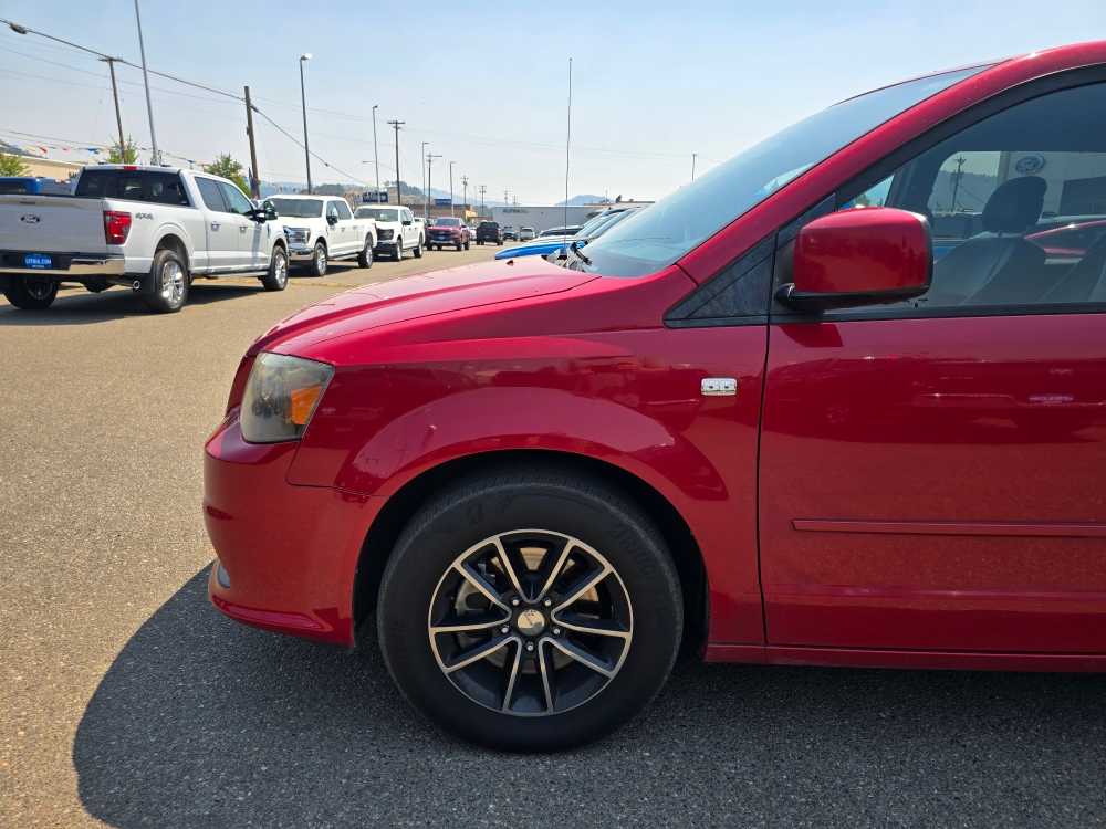 Thumbnail: 2014 Dodge Grand Caravan - 6