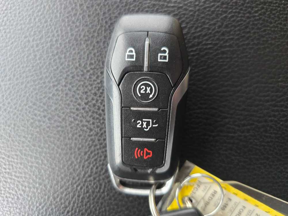 Thumbnail: 2015 Ford F-150 - 22