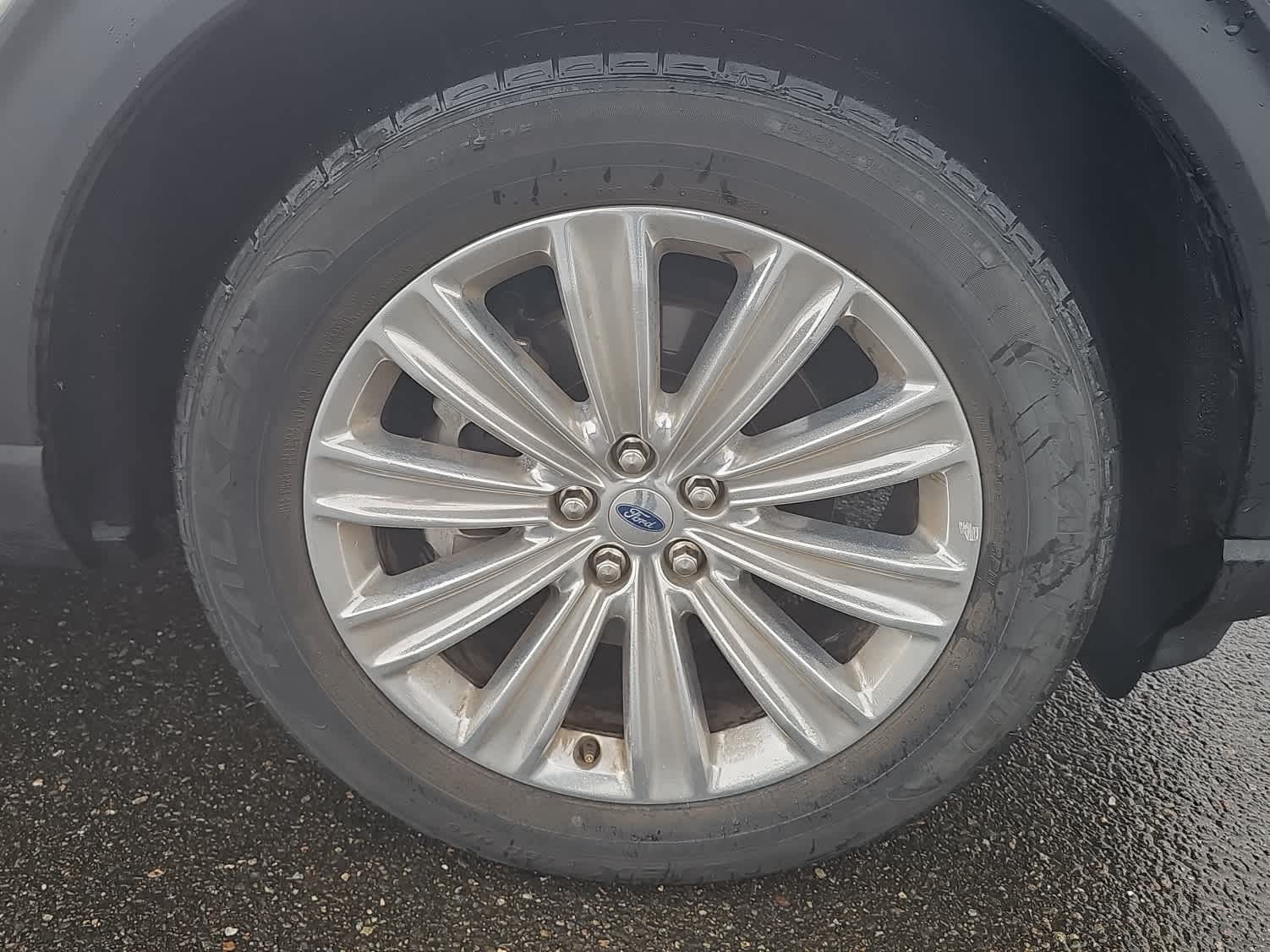 Thumbnail: 2020 Ford Explorer - 11