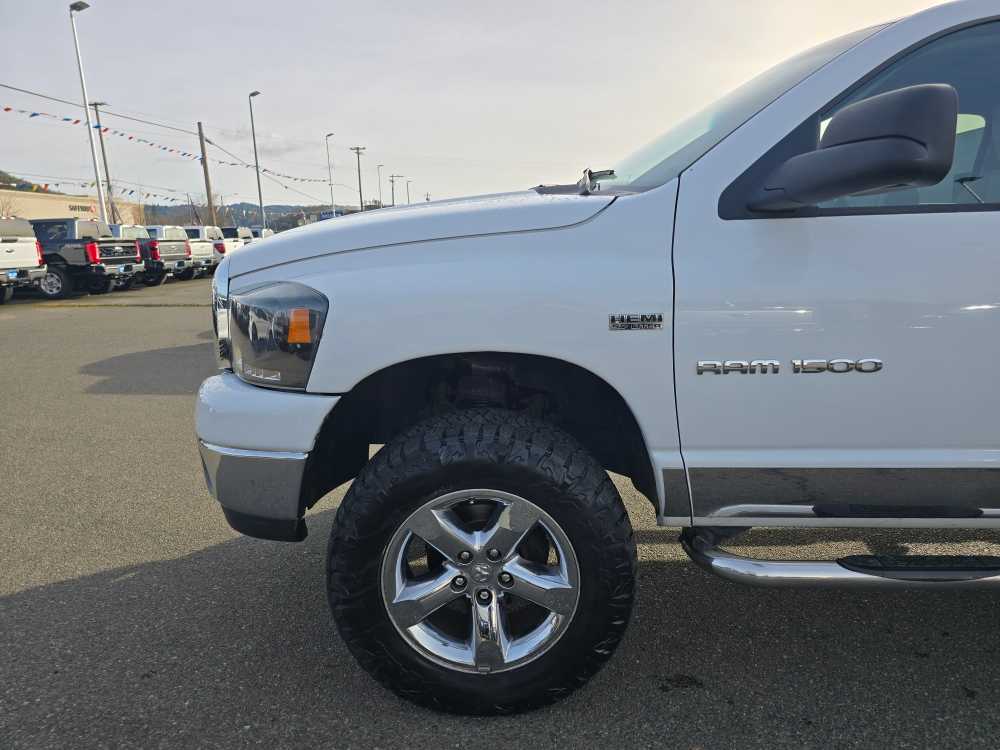 Thumbnail: 2007 Dodge Ram 1500 - 19