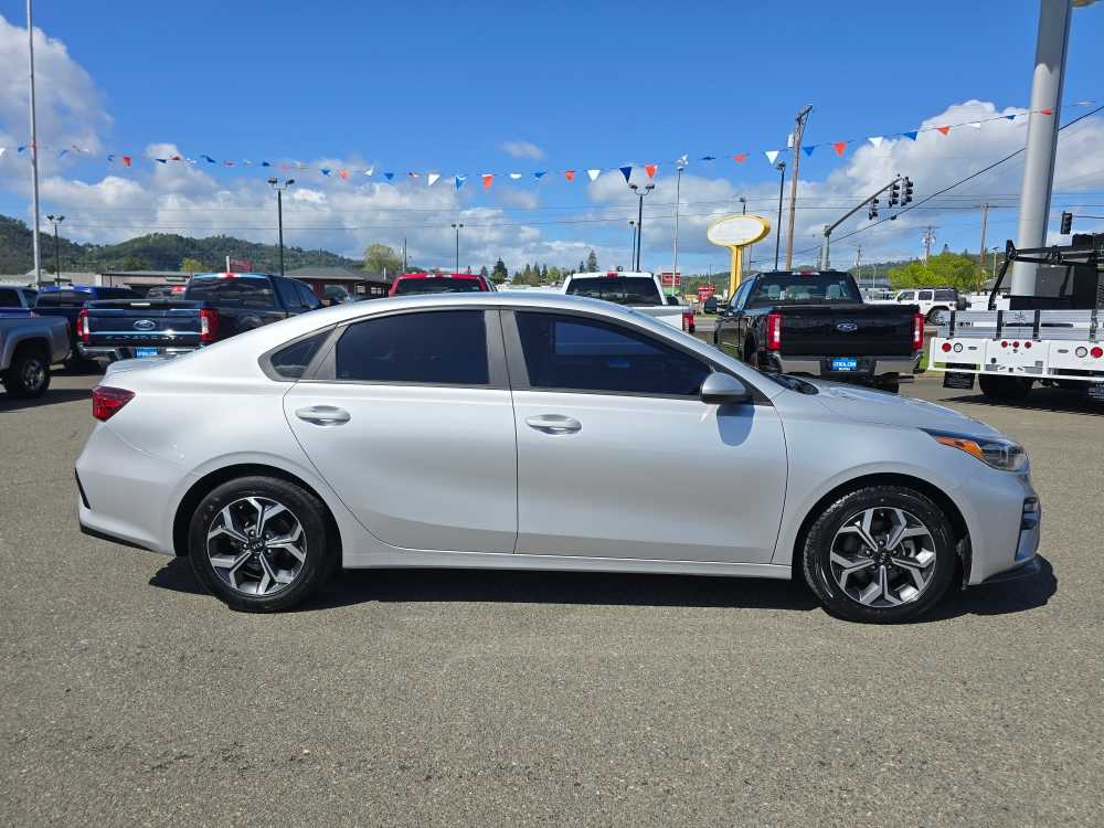 Thumbnail: 2019 Kia Forte - 5