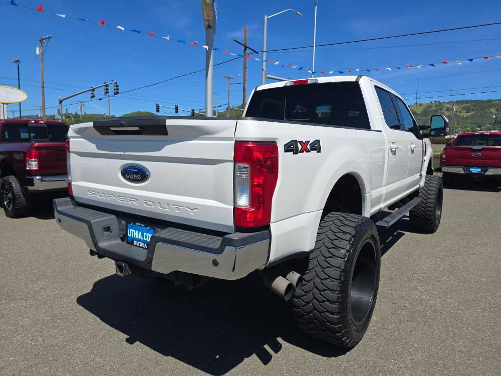 Thumbnail: 2017 Ford F-350 - 5