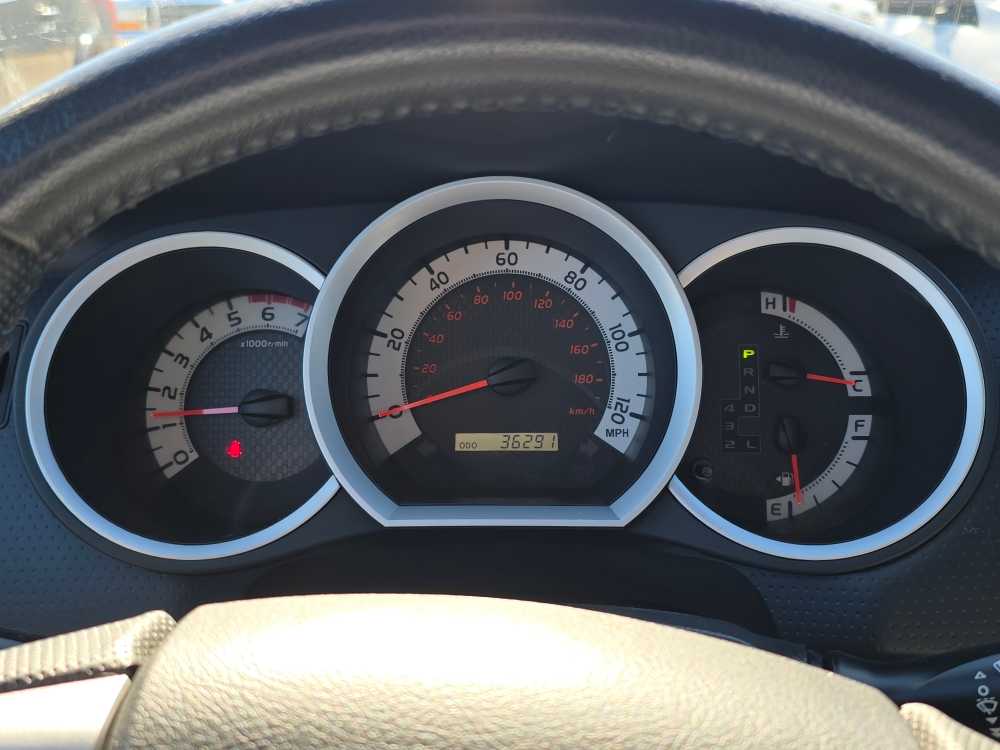 Thumbnail: 2014 Toyota Tacoma - 21