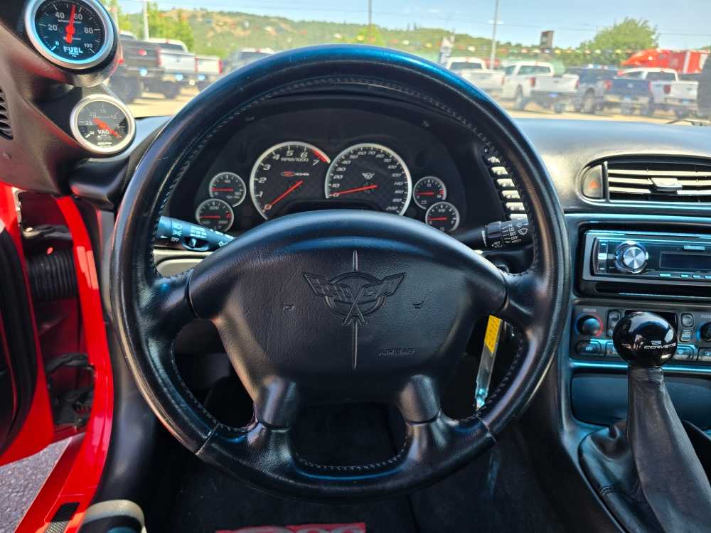 Thumbnail: 2001 Chevrolet Corvette - 12