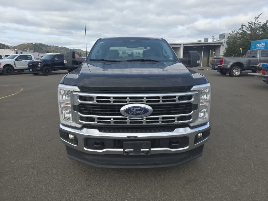 Thumbnail: 2025 Ford F-350 - 8