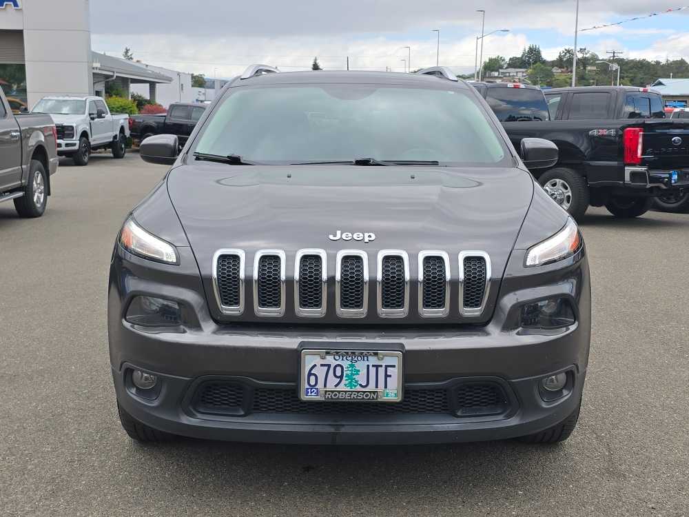 Thumbnail: 2017 Jeep Cherokee - 19