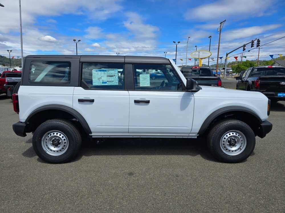 Thumbnail: 2025 Ford Bronco - 6