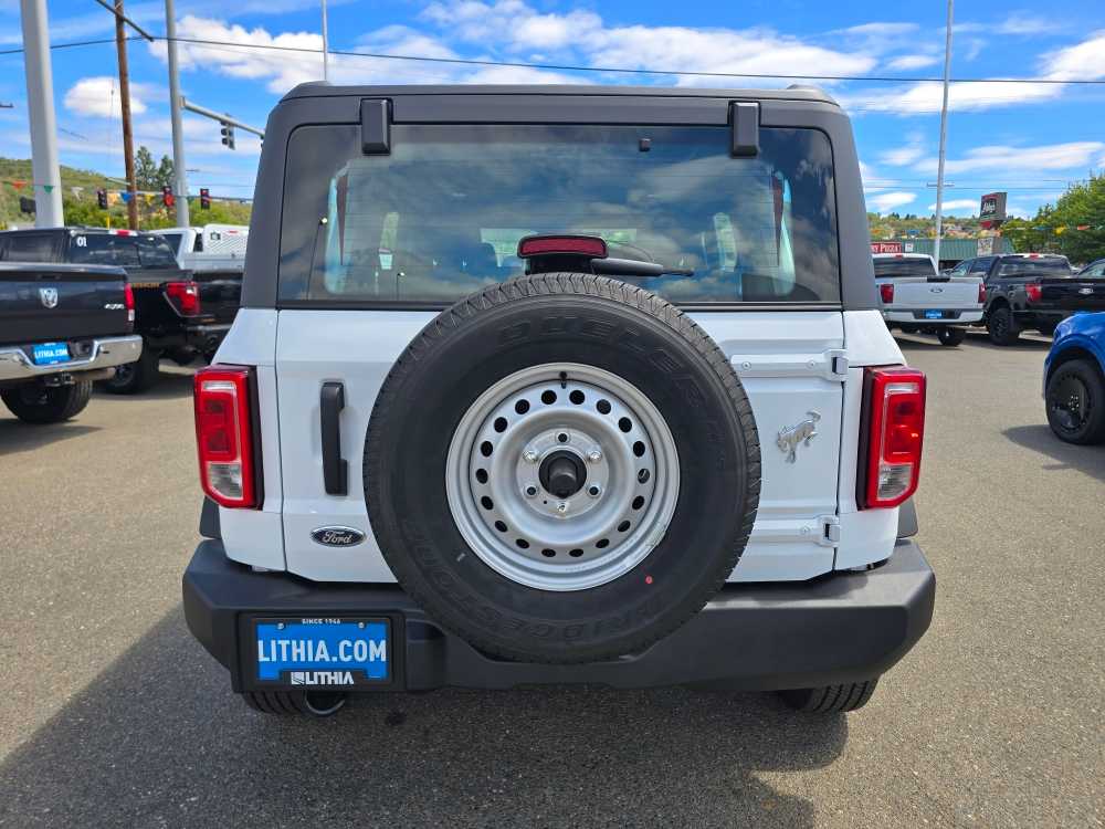 Thumbnail: 2025 Ford Bronco - 4