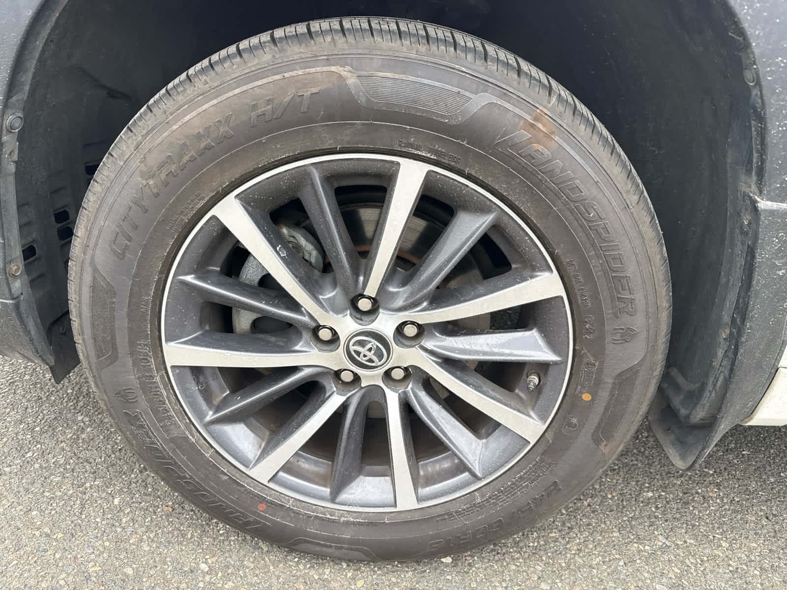 Thumbnail: 2018 Toyota Highlander - 4