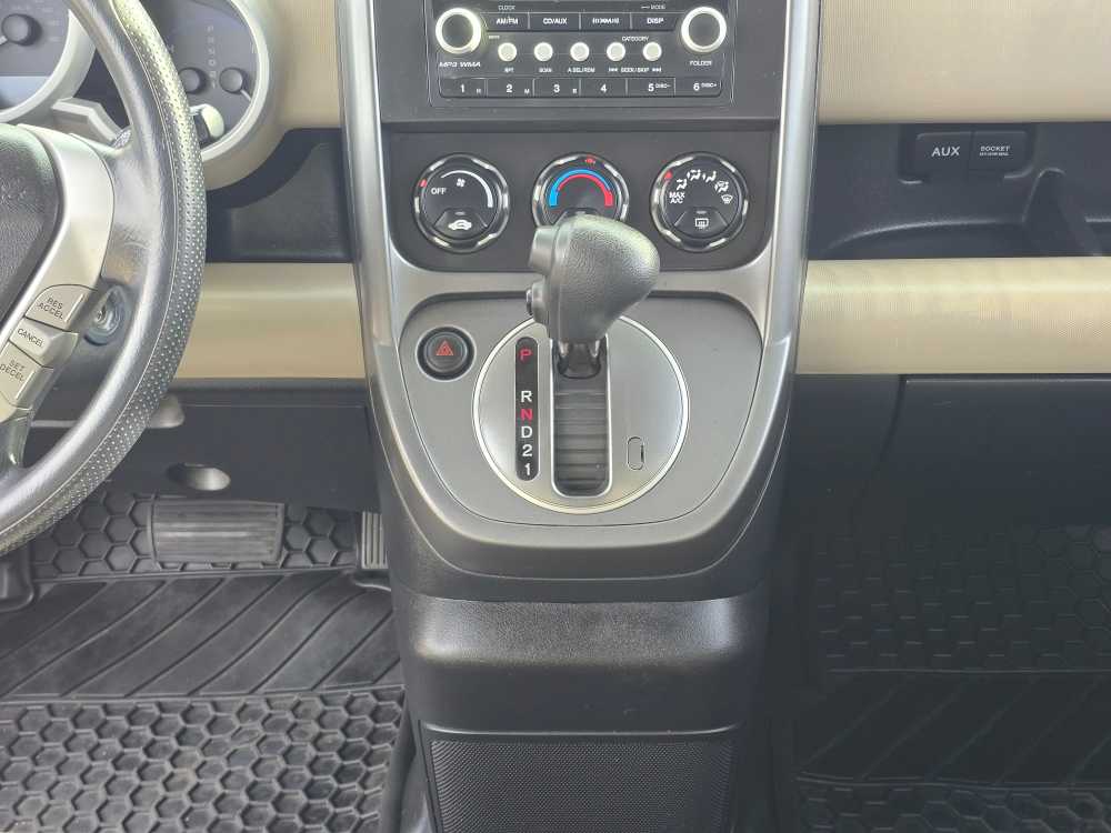 Thumbnail: 2008 Honda Element - 14