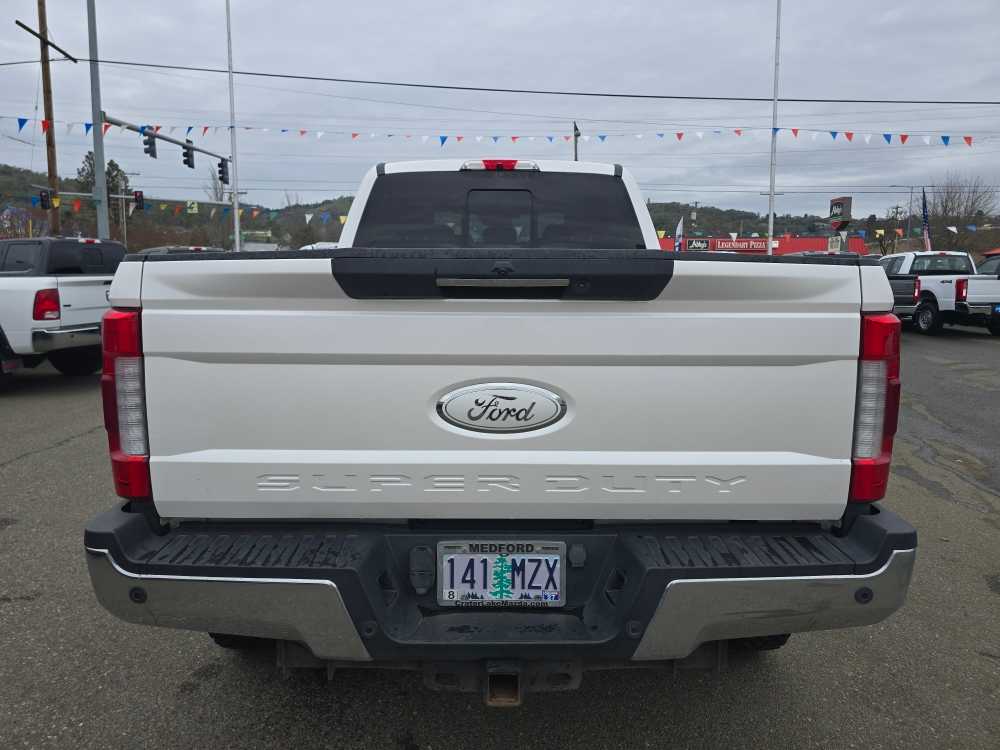 Thumbnail: 2017 Ford F-350 - 4