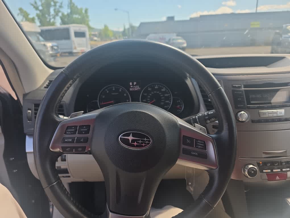 Thumbnail: 2013 Subaru Outback - 10