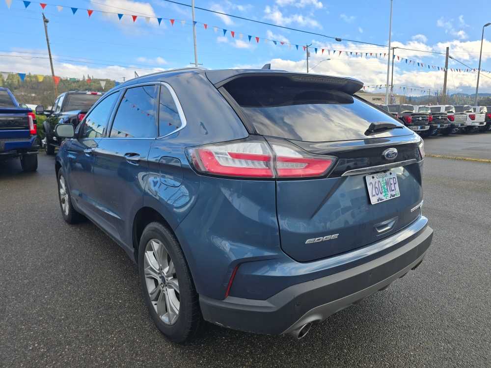 Thumbnail: 2019 Ford Edge - 3