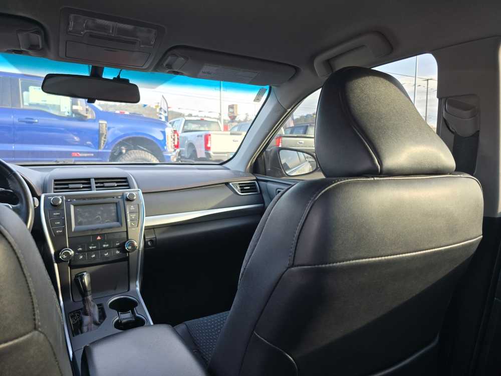 Thumbnail: 2015 Toyota Camry - 14