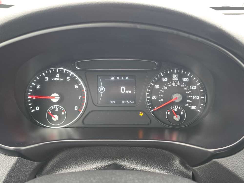 Thumbnail: 2016 Kia Sorento - 21