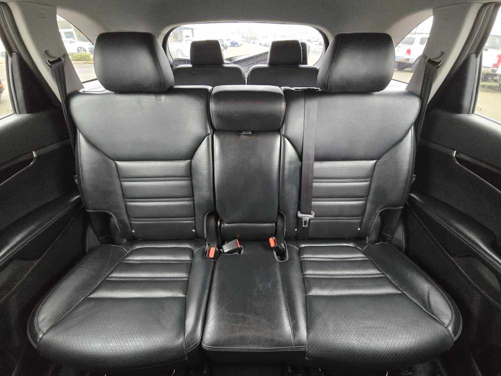 Thumbnail: 2016 Kia Sorento - 18