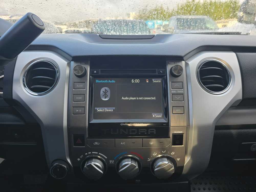 Thumbnail: 2016 Toyota Tundra - 13