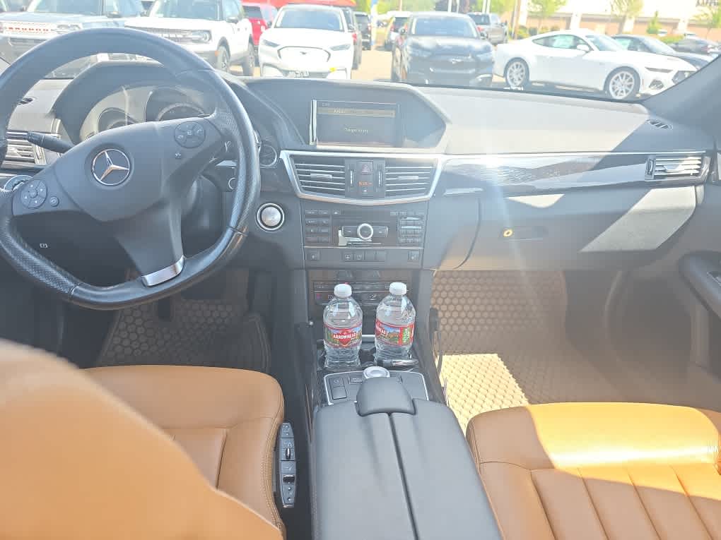 Thumbnail: 2010 Mercedes-Benz E-Class - 11