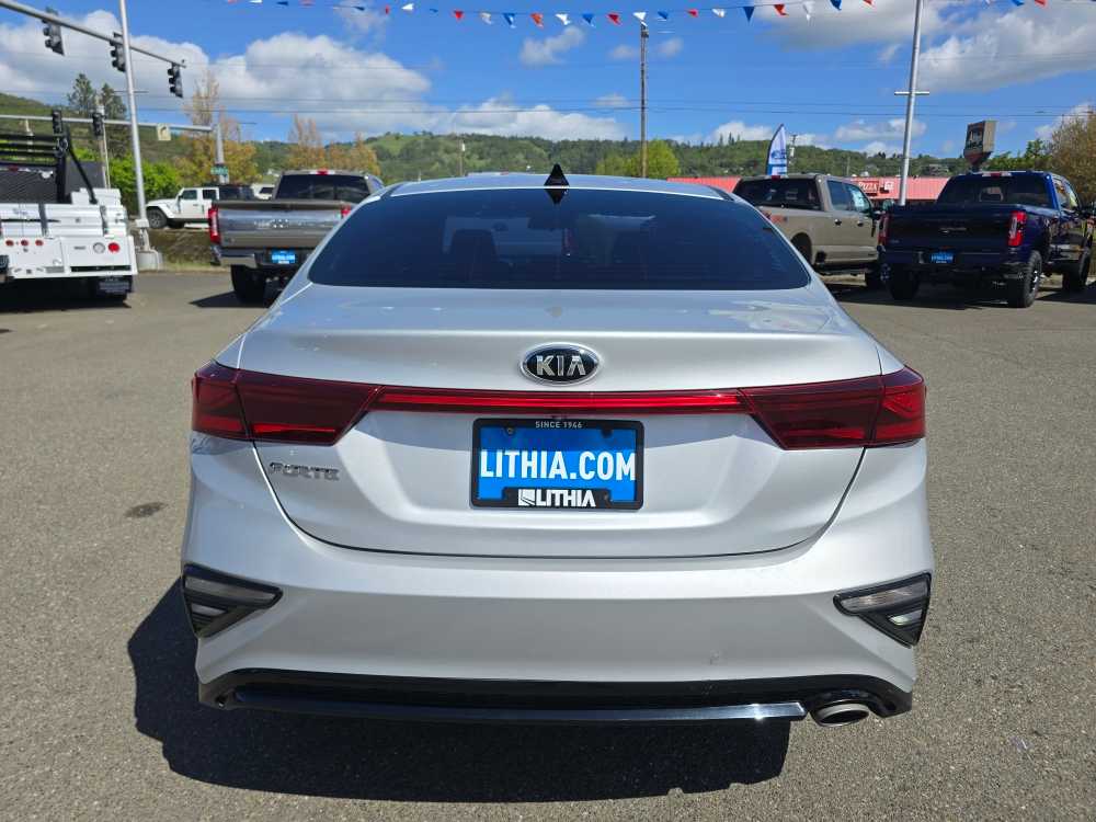 Thumbnail: 2019 Kia Forte - 3