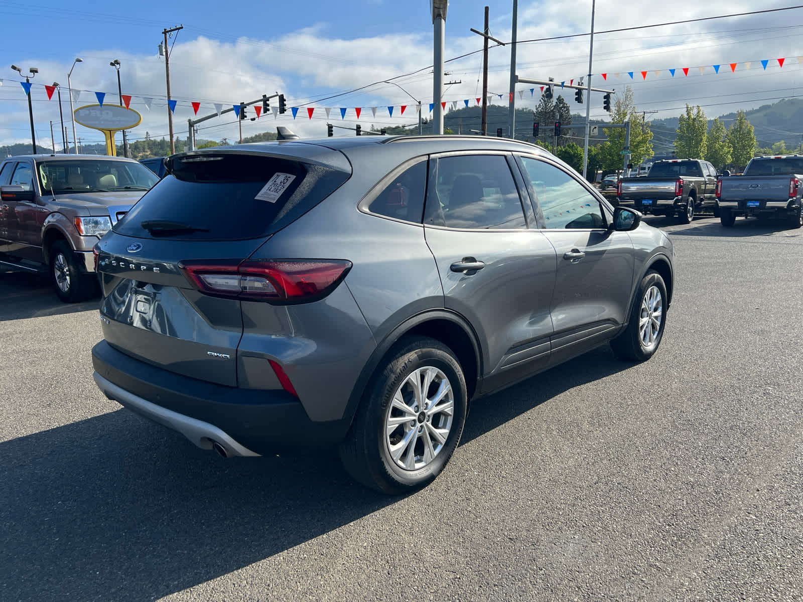 Thumbnail: 2025 Ford Escape - 5