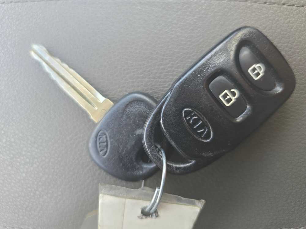 Thumbnail: 2011 Kia Sportage - 22
