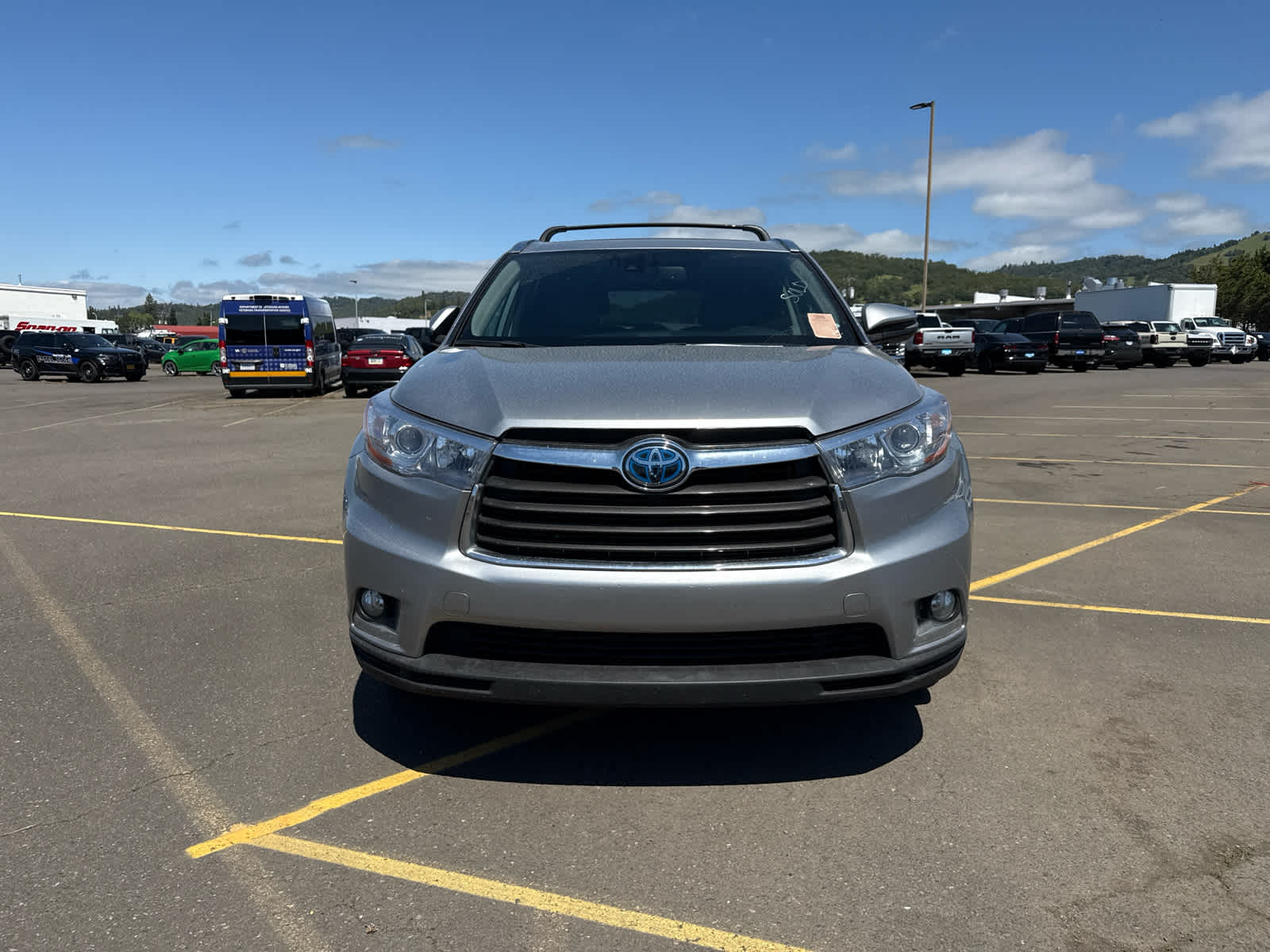 Thumbnail: 2015 Toyota Highlander - 8