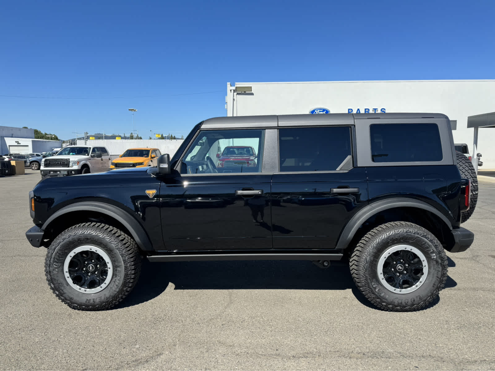 2024 Ford Bronco Badlands 2