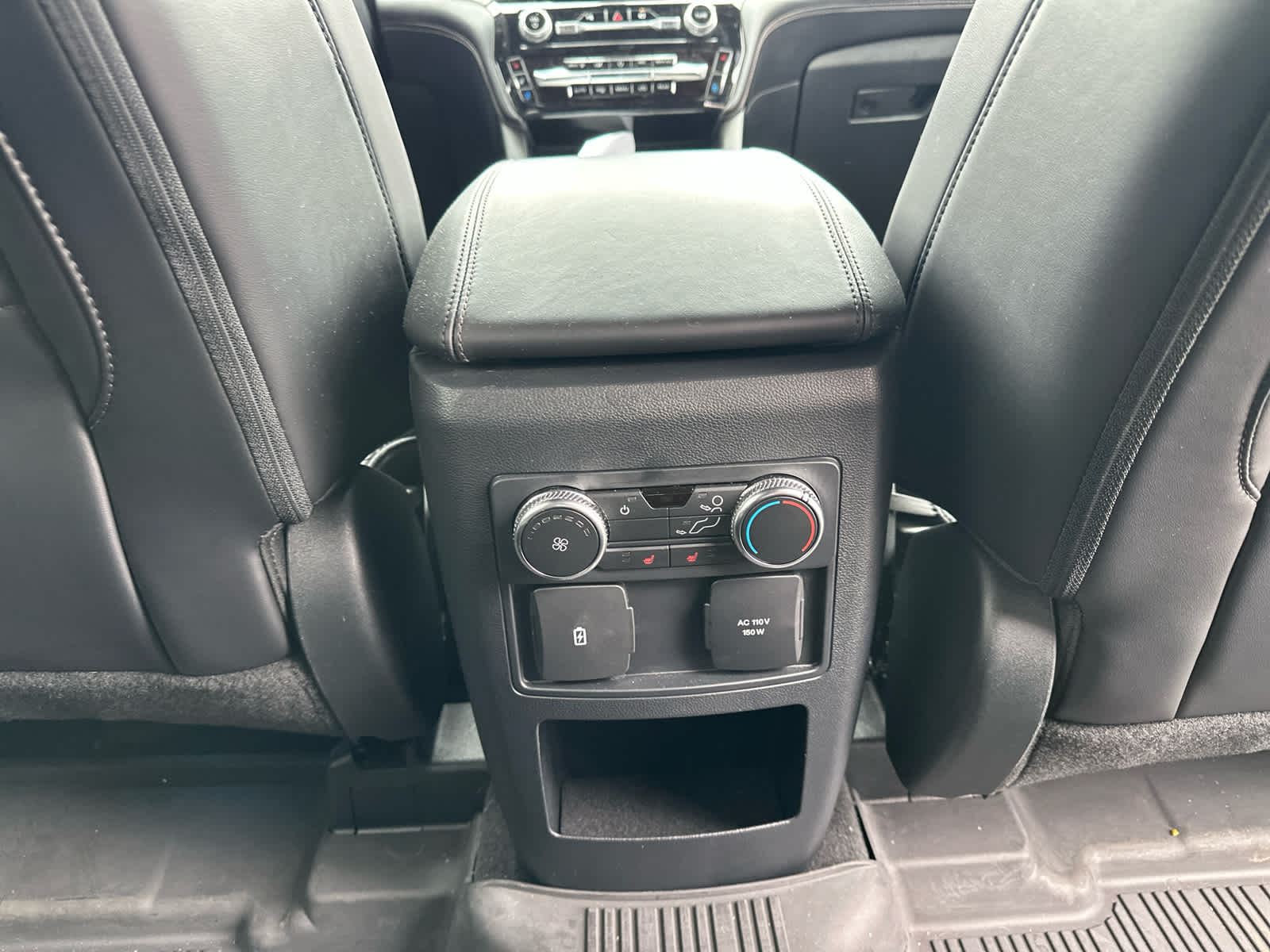 2021 Ford Explorer Platinum 9
