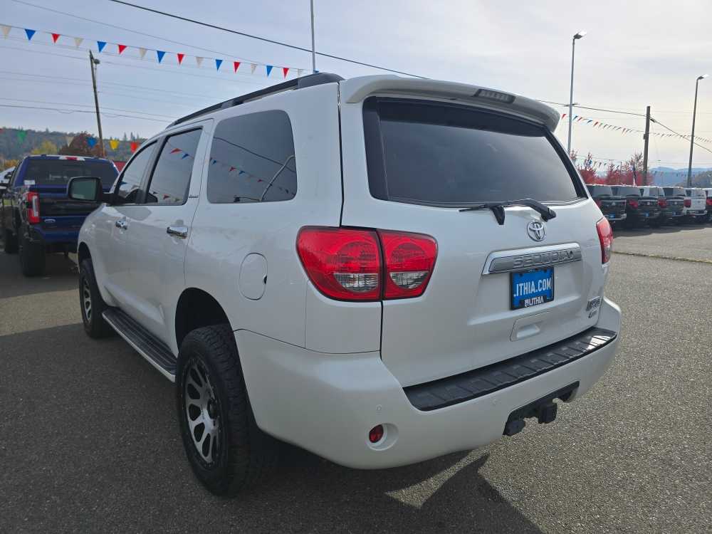 Thumbnail: 2016 Toyota Sequoia - 3