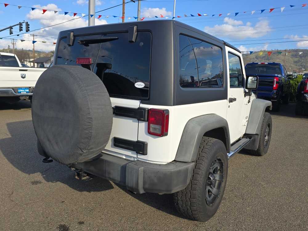 Thumbnail: 2011 Jeep Wrangler - 5