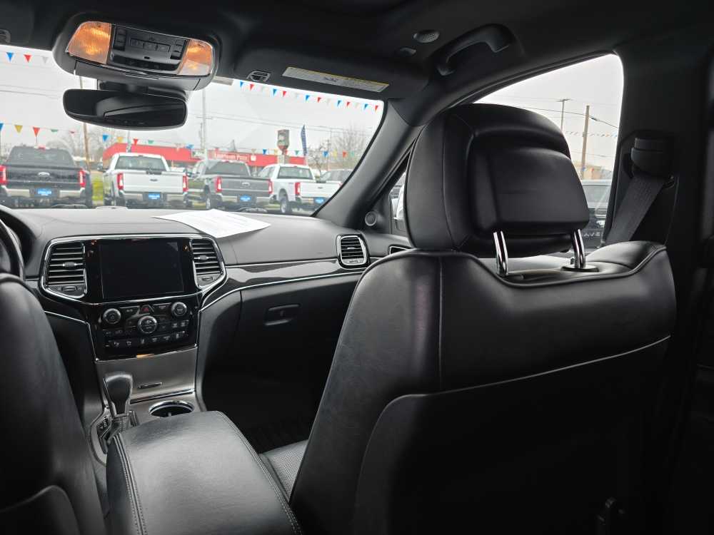 Thumbnail: 2019 Jeep Grand Cherokee - 14