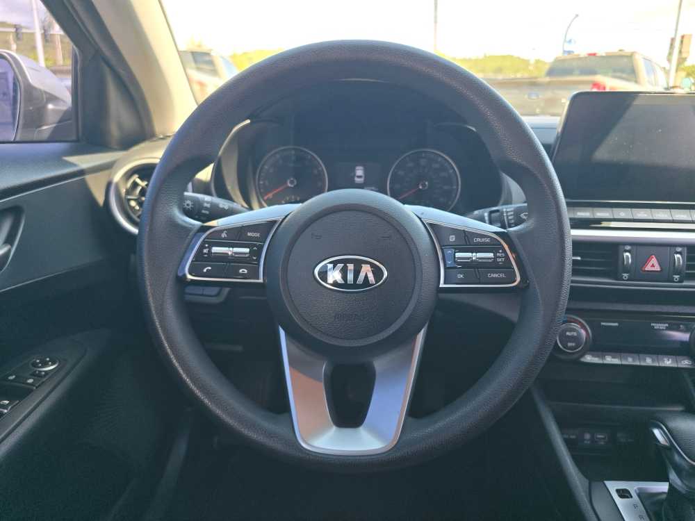 Thumbnail: 2019 Kia Forte - 10
